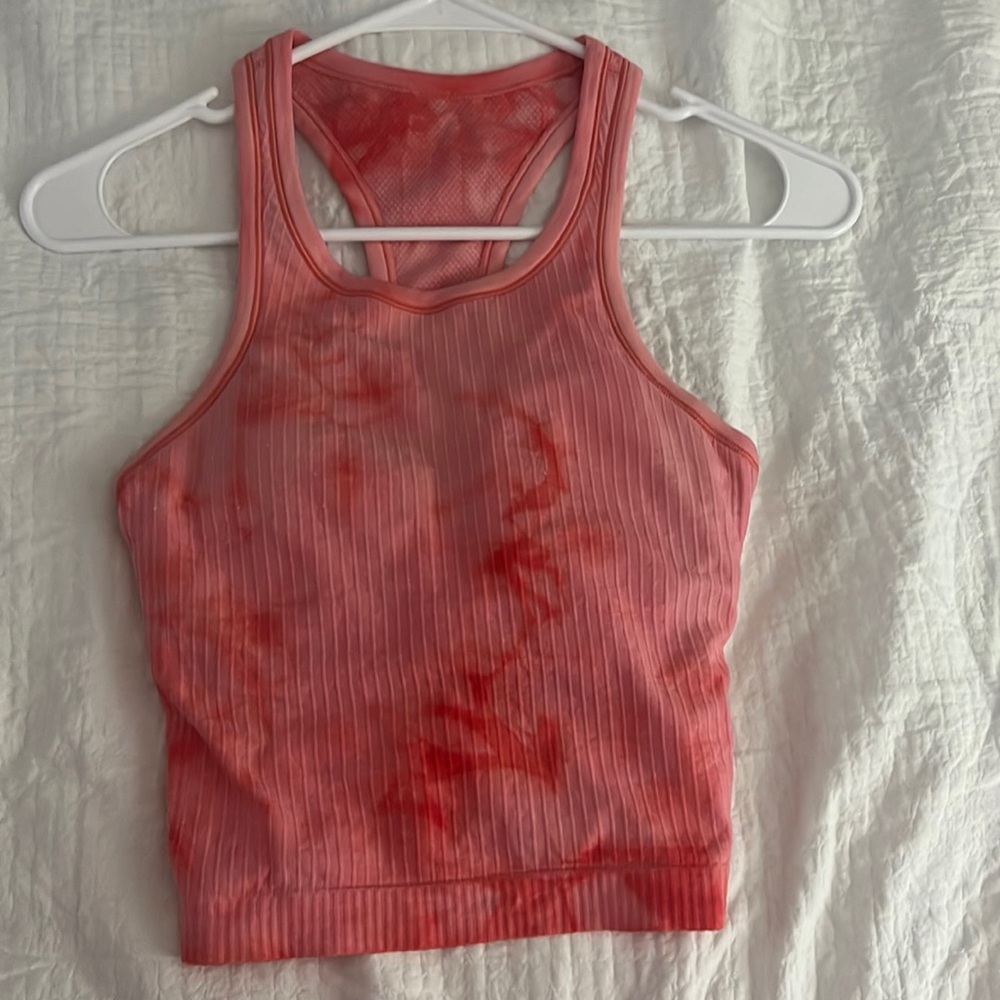 Lululemon tank